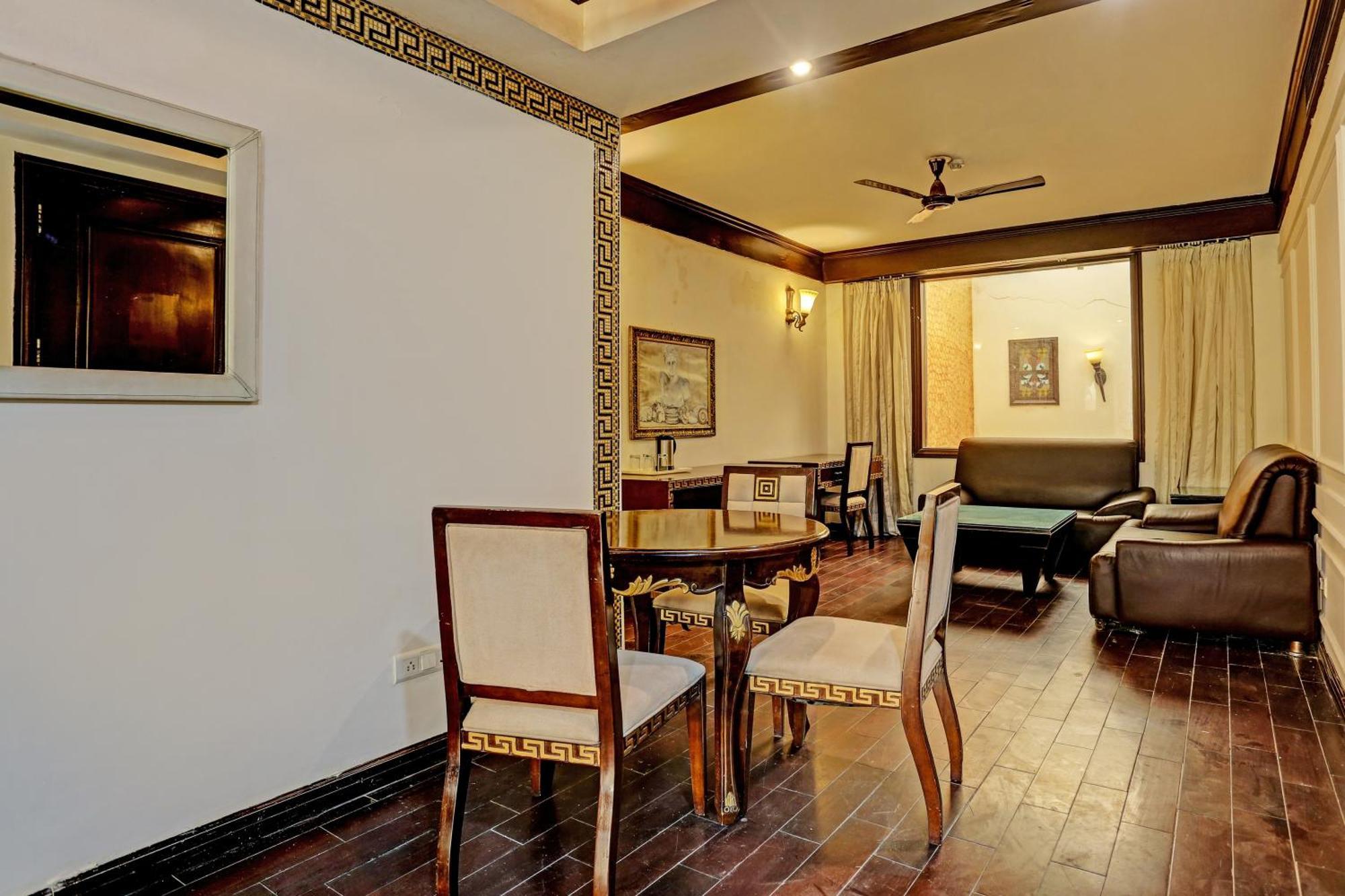 فندق Townhouse The Royce New Friends Colony نيودلهي المظهر الخارجي الصورة